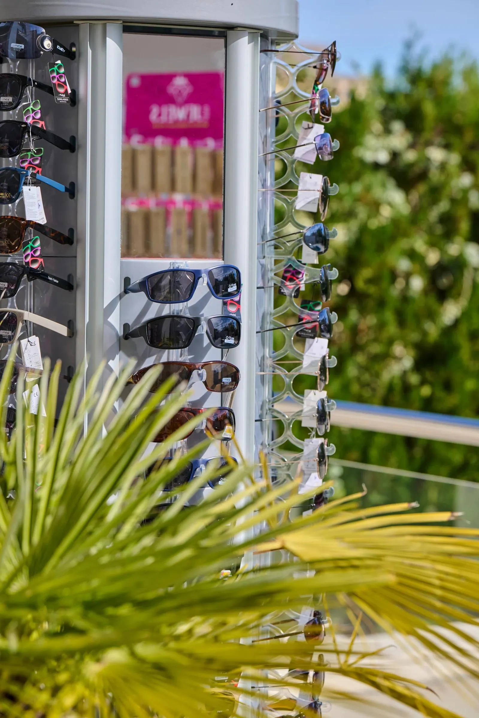 Expositor giratorio de gafas de sol – foto 1