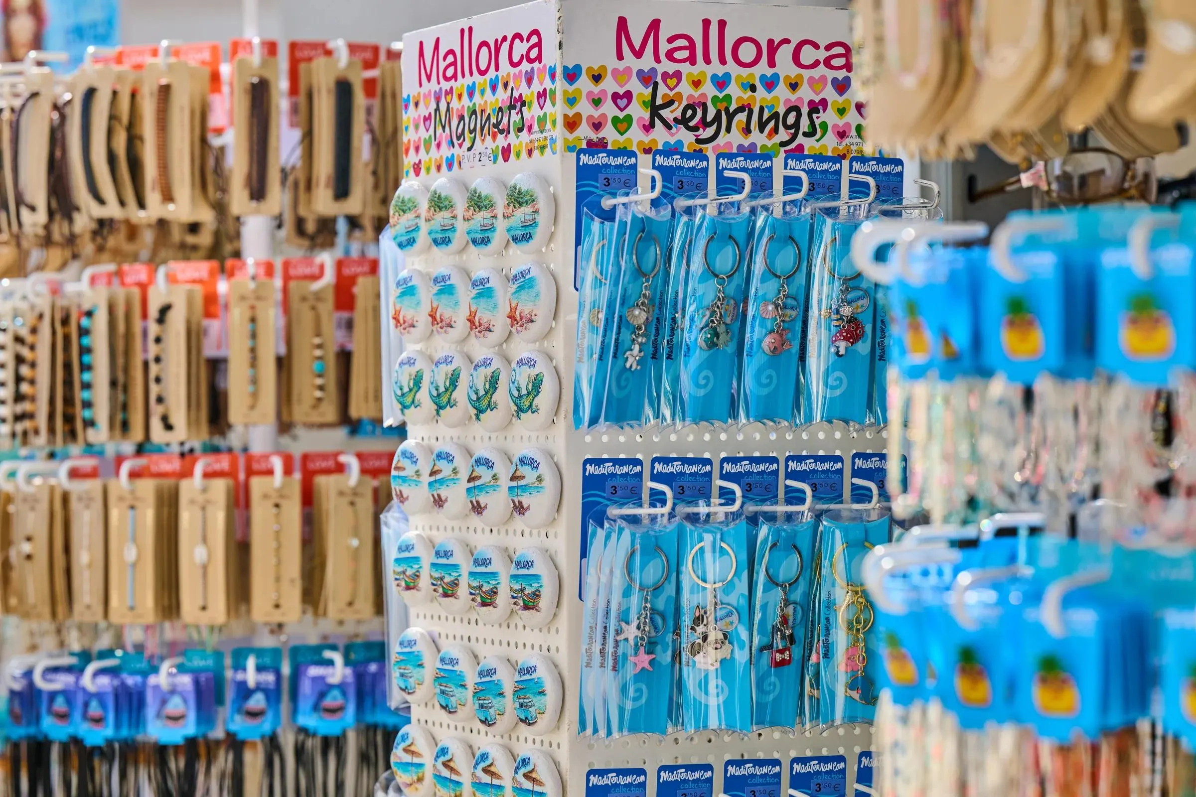 Expositor de imanes y llaveros de Mallorca – foto 1