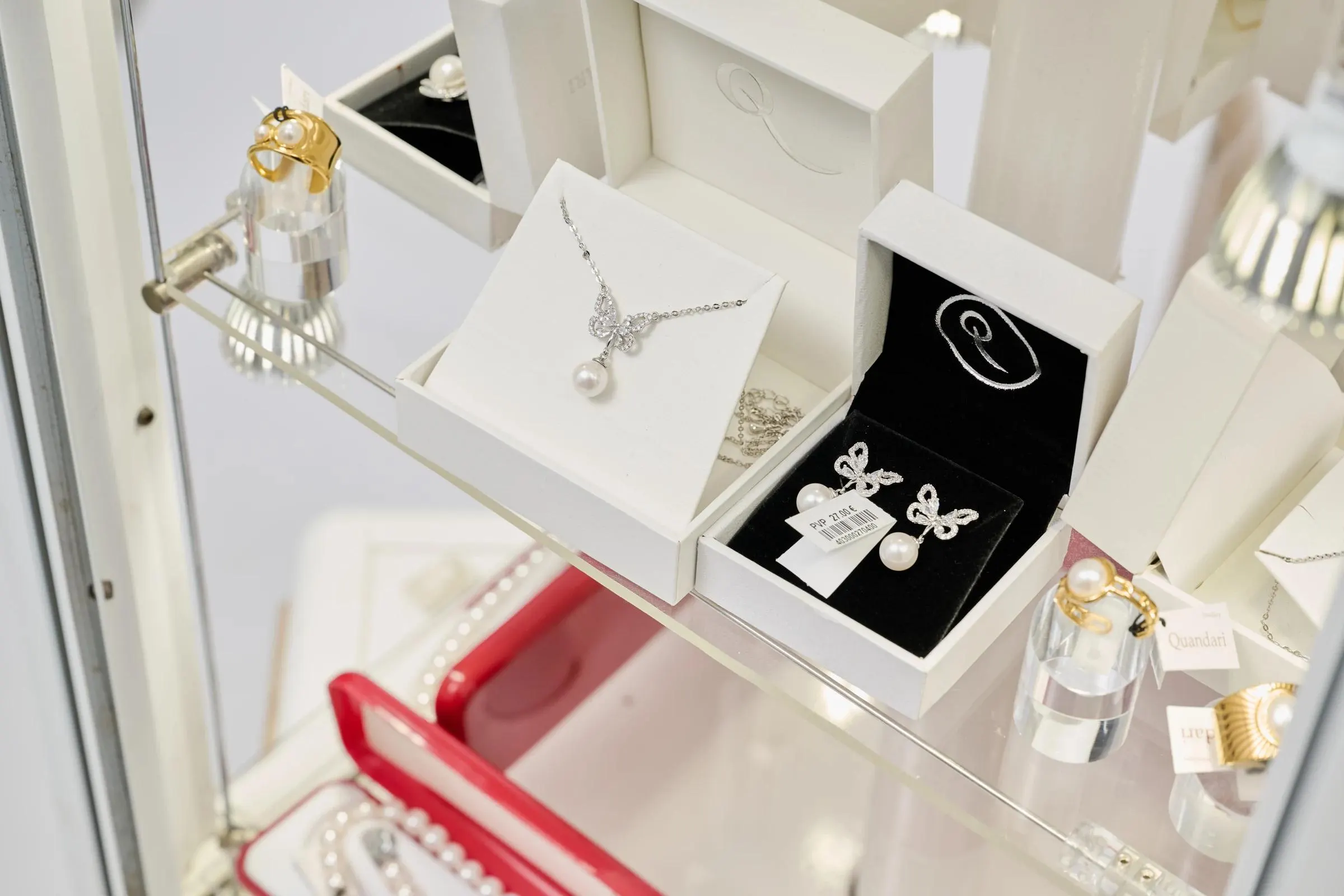 Vitrina giratoria para joyería – vista 3
